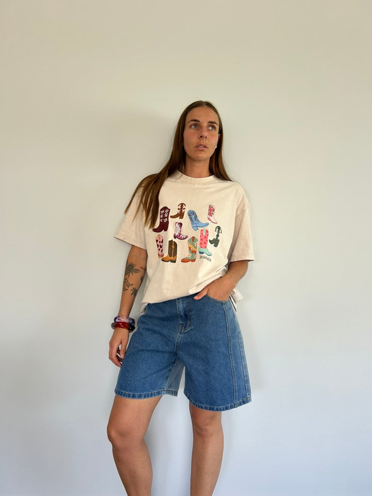 Sassy Boots Oversized T-shirt
